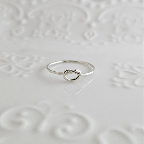 Delicate Knot Ring - Sterling Silver