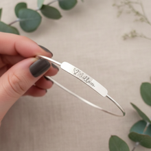 Bracelet jonc personnalisé en argent sterling