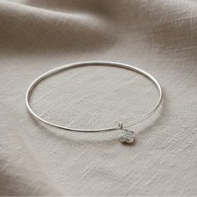 Fleuré Charm Bangle