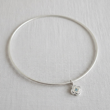 Fleuré Charm Bangle - Aura