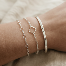 Fleuré Delicate Link Bracelet