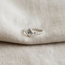 Fleuré Stackable Ring - Aura