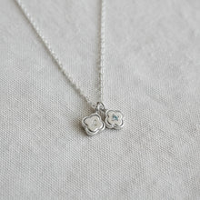 Fleuré Necklace - Signet