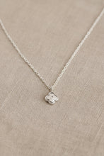 Fleuré Necklace